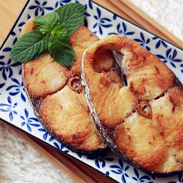 Fresh Australian Grey Mackerel Cutlet